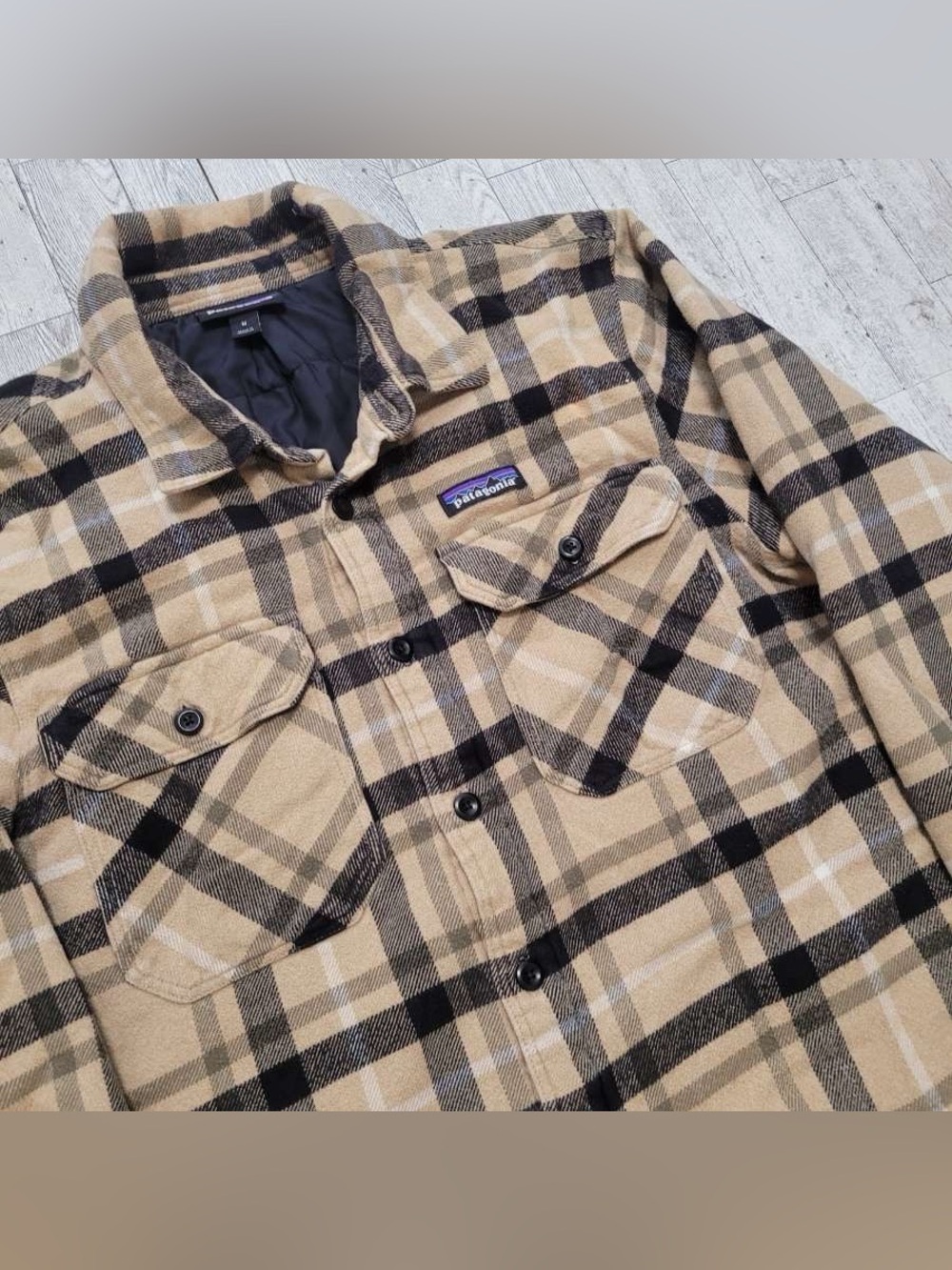 Men's Patagonia Fjord Tan Black Plaid Insulted Flannel Jacket Size Medium